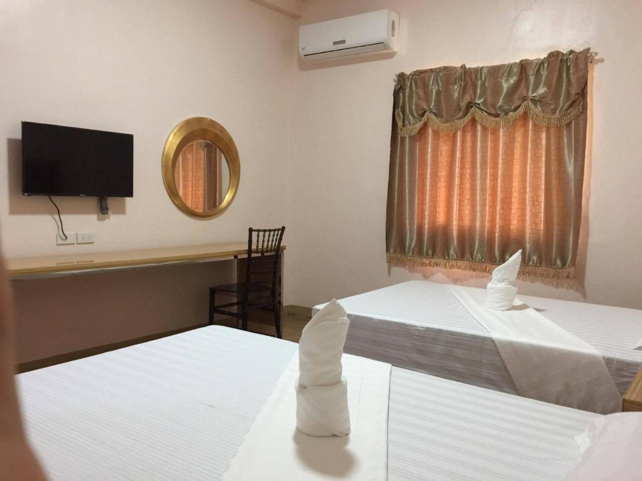 Meaco Royal Hotel - Lipa Lipa City Kültér fotó