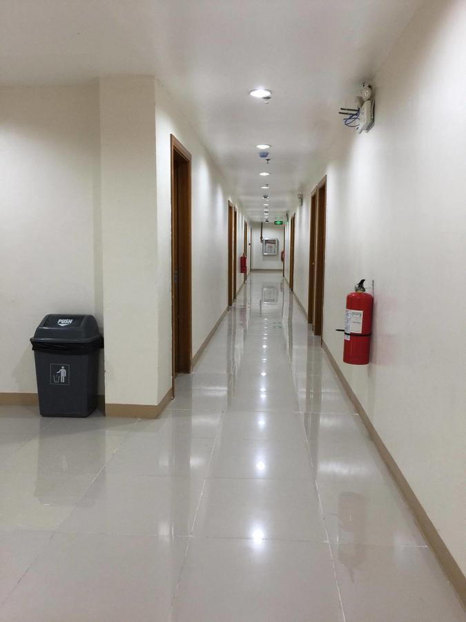 Meaco Royal Hotel - Lipa Lipa City Kültér fotó